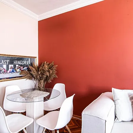 Stylish And Fully Furnished Flat In Ortakoy * Κωνσταντινούπολη