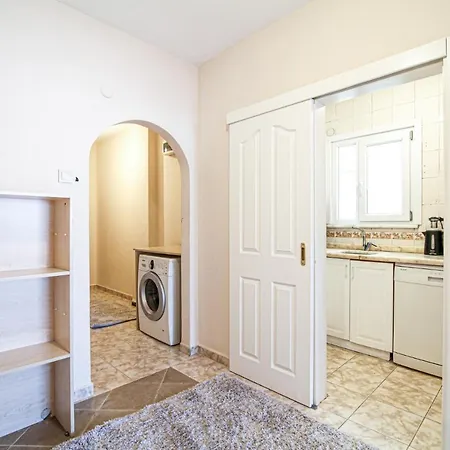 Stylish And Fully Furnished Flat In Ortakoy Διαμέρισμα Κωνσταντινούπολη